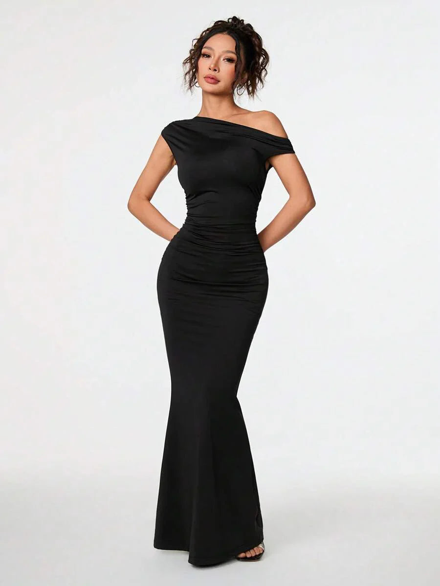 SVELTA - Petite One Shoulder Mermaid Maxi Dress