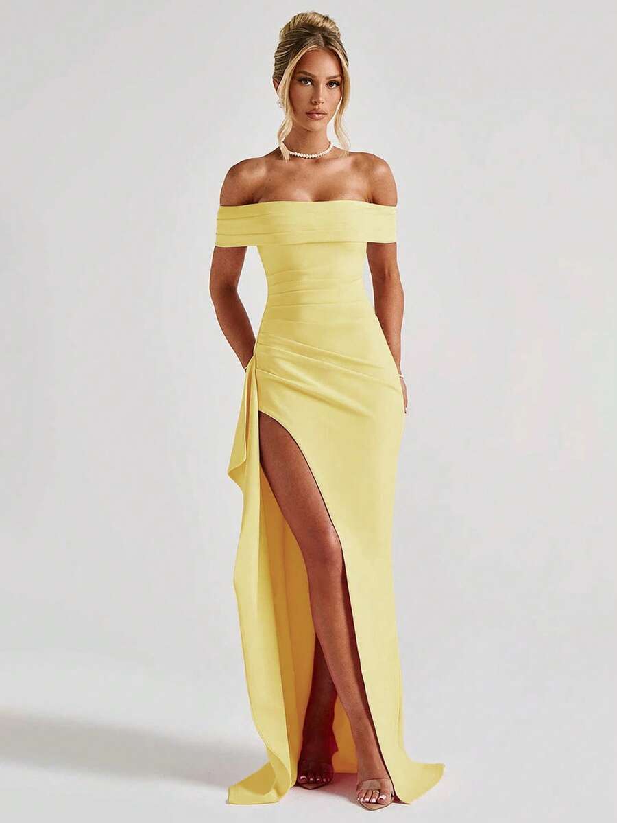 ÉLORIA – Off-Shoulder Bodycon Maxi Dress with Slit