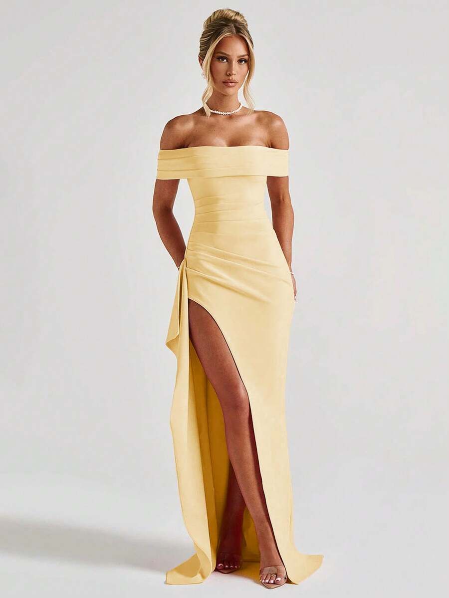 ÉLORIA – Off-Shoulder Bodycon Maxi Dress with Slit