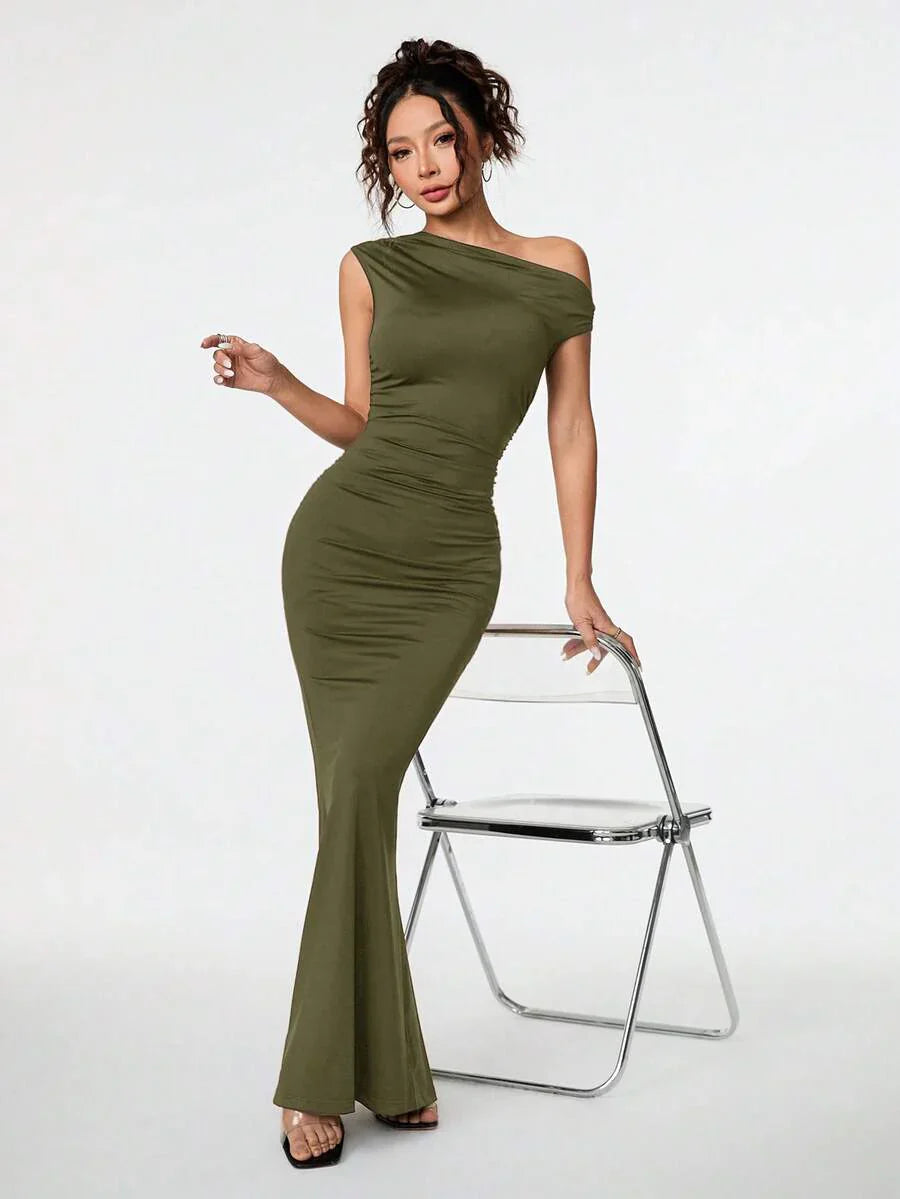 SVELTA - Petite One Shoulder Mermaid Maxi Dress