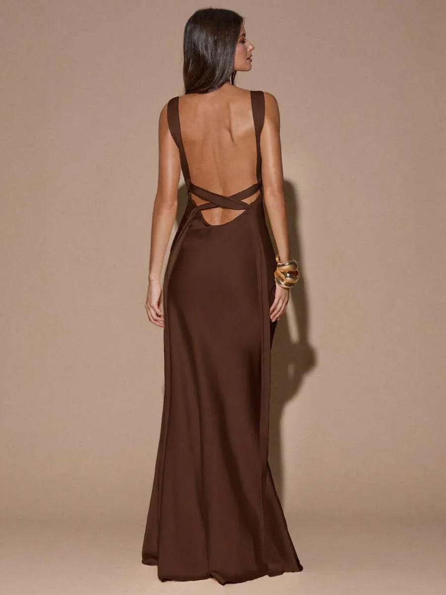 VELOURA - Backless Deep V-Neck Mermaid Maxi Dress