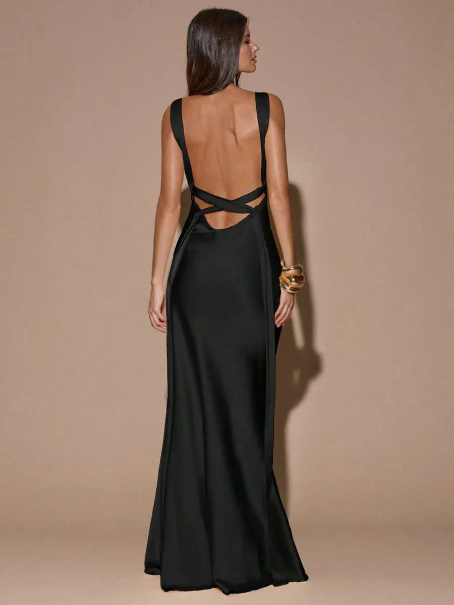 VELOURA - Backless Deep V-Neck Mermaid Maxi Dress