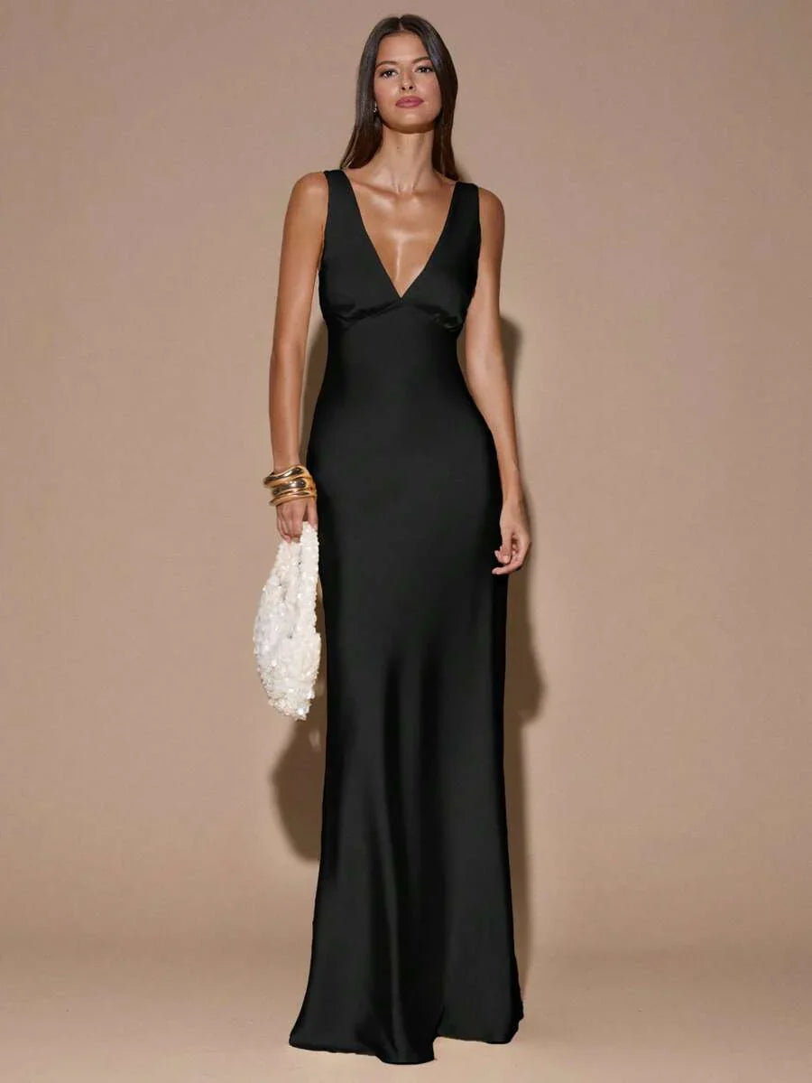 VELOURA - Backless Deep V-Neck Mermaid Maxi Dress
