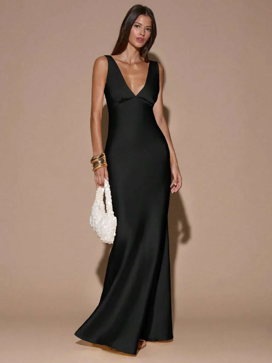 VELOURA - Backless Deep V-Neck Mermaid Maxi Dress