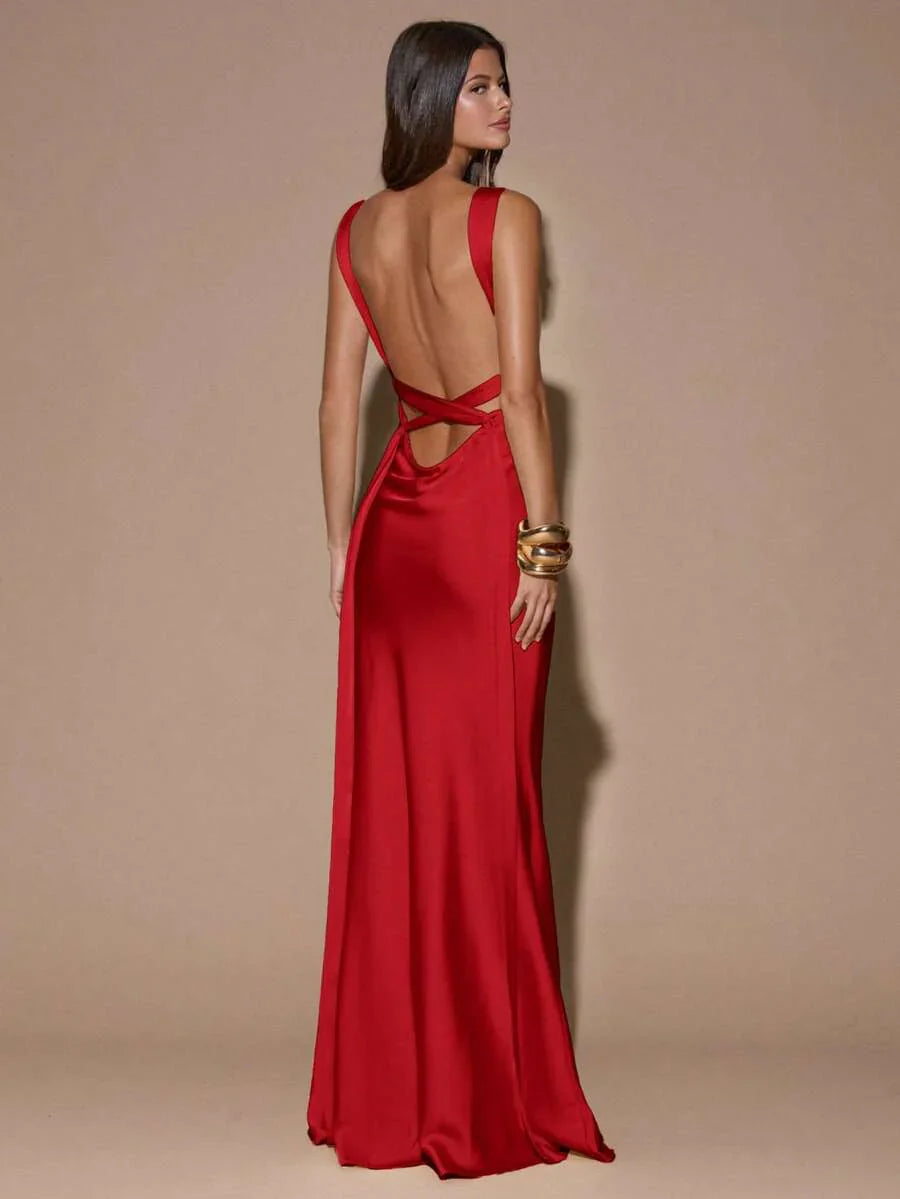 VELOURA - Backless Deep V-Neck Mermaid Maxi Dress