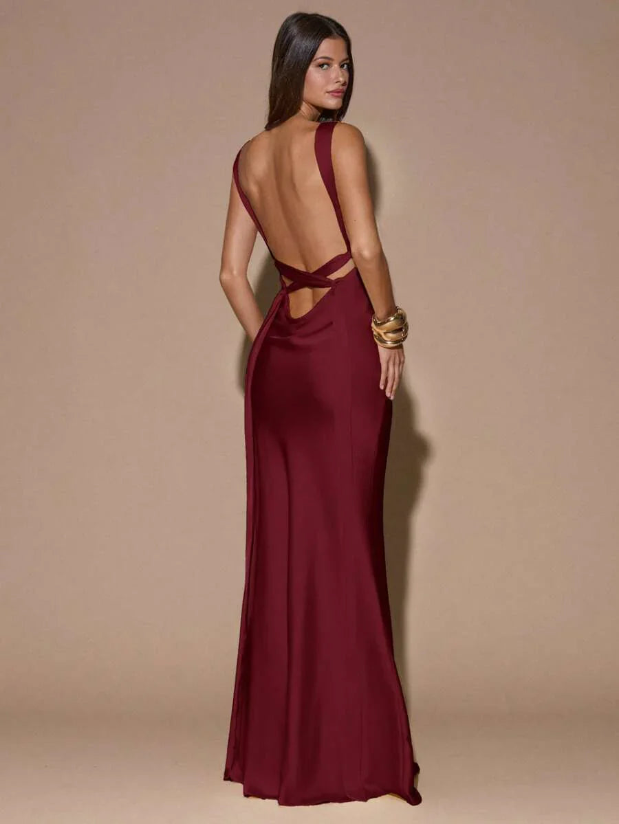 VELOURA - Backless Deep V-Neck Mermaid Maxi Dress