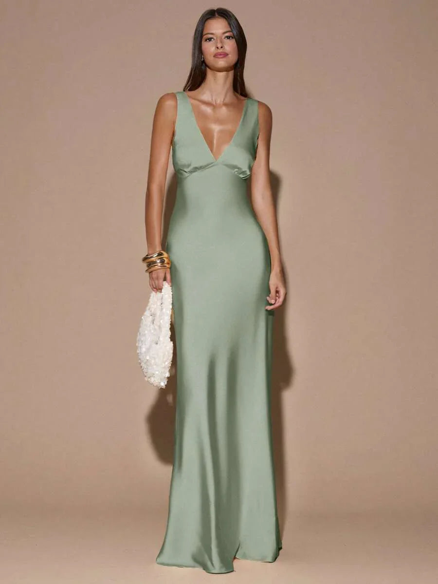 VELOURA - Backless Deep V-Neck Mermaid Maxi Dress