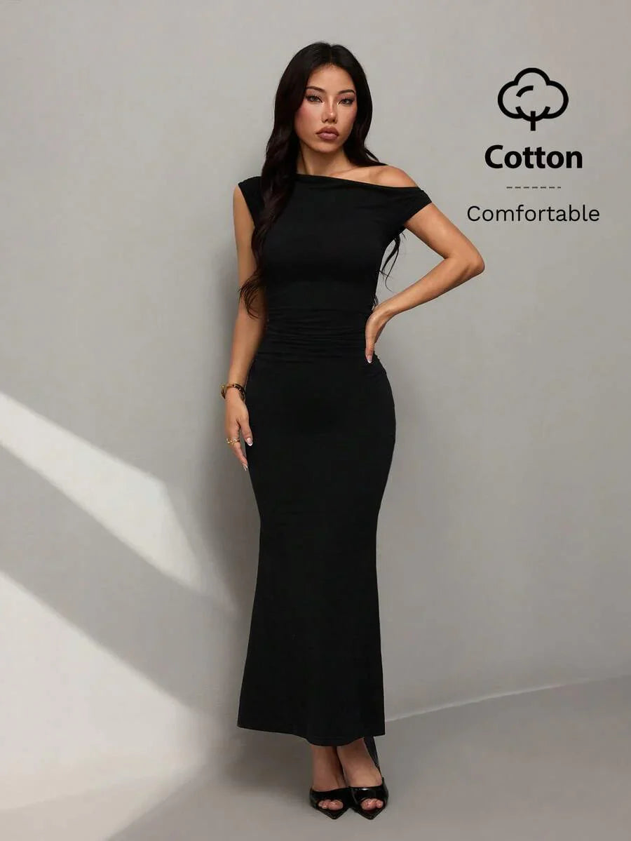 SVELTA - Petite One Shoulder Mermaid Maxi Dress