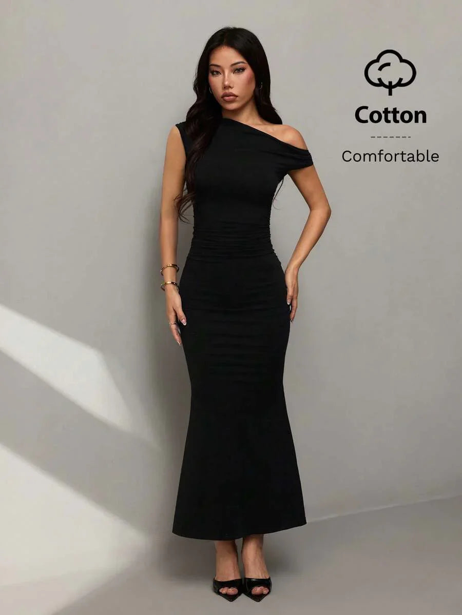 SVELTA - Petite One Shoulder Mermaid Maxi Dress