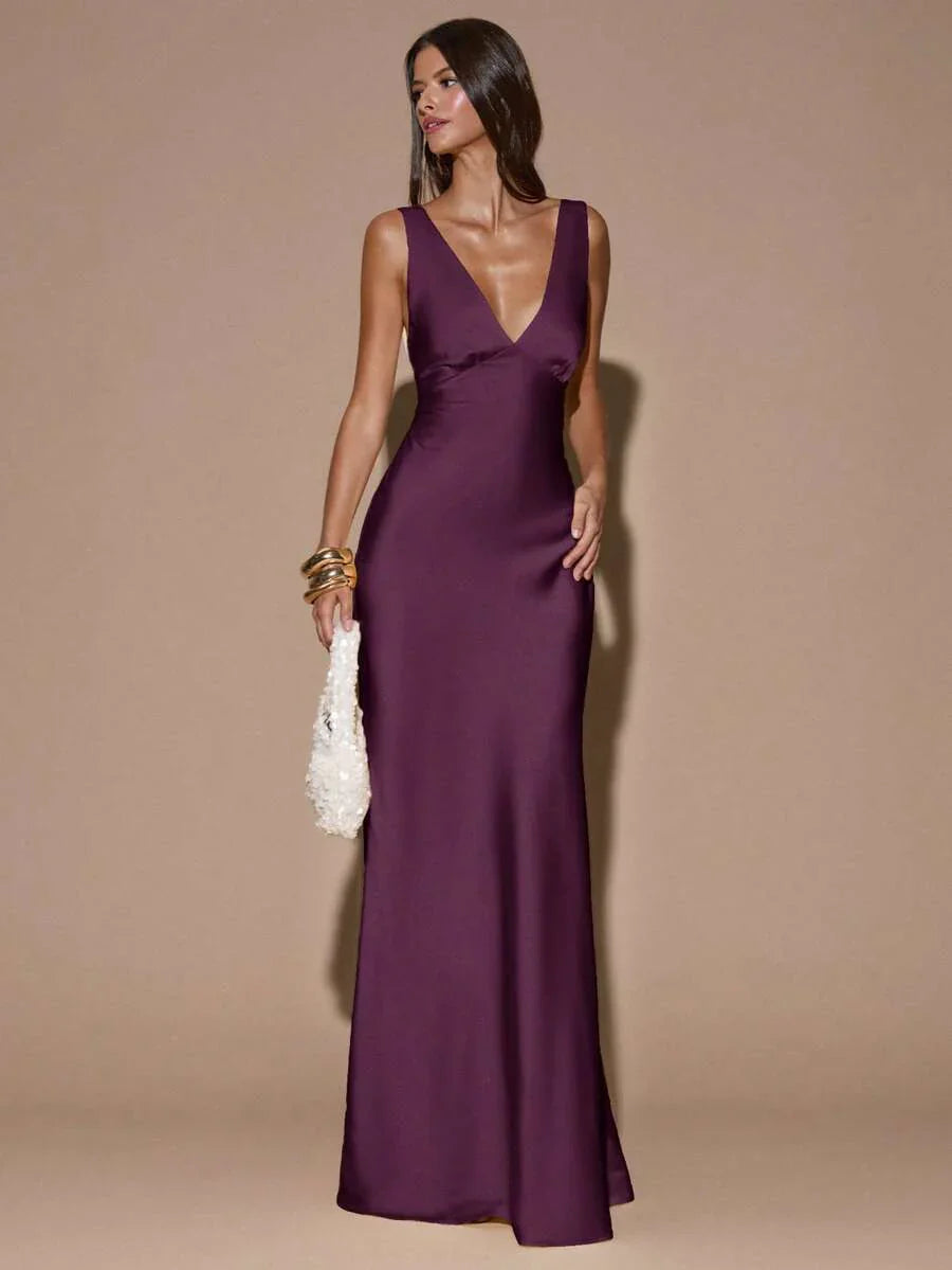 VELOURA - Backless Deep V-Neck Mermaid Maxi Dress