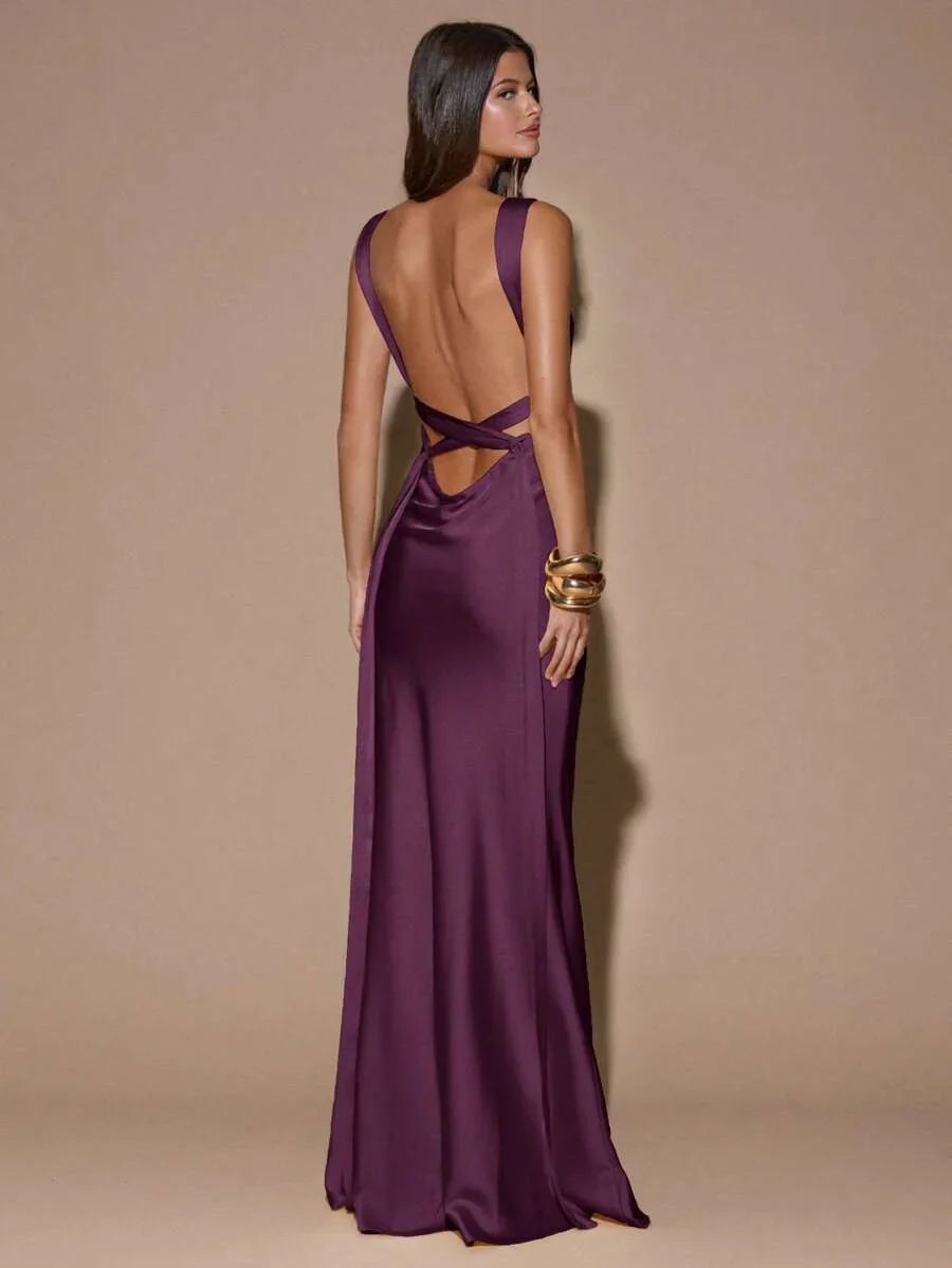 VELOURA - Backless Deep V-Neck Mermaid Maxi Dress